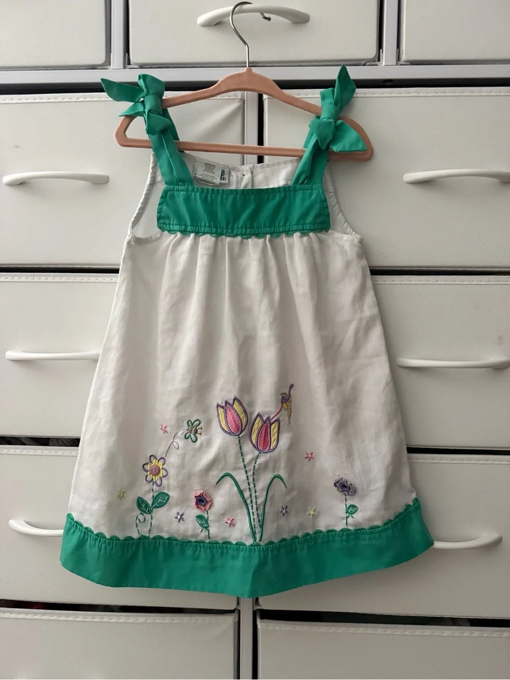 VTG Samara Girls Dress 3T White Green Corduroy Embroidered Tulip Floral Vintage